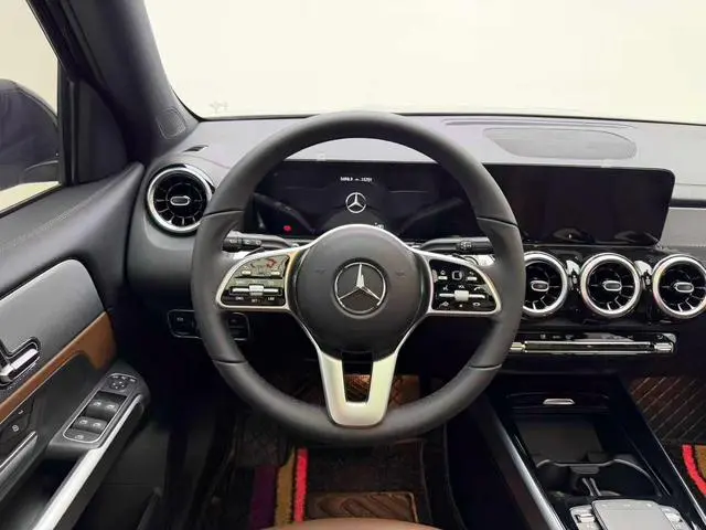 Mercedes-Benz Mercedes-Benz GLB GLB 200 fashion type