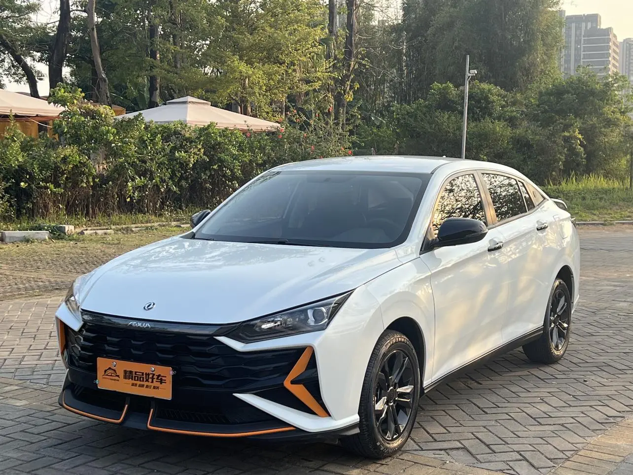 Dongfeng Fengshen Yi Hyun 1.5L automatic speed version