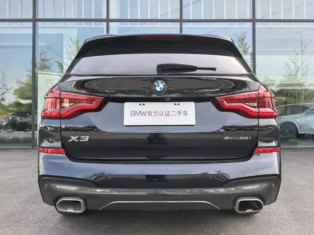BMW BMW X3 xDrive28i M sports suit