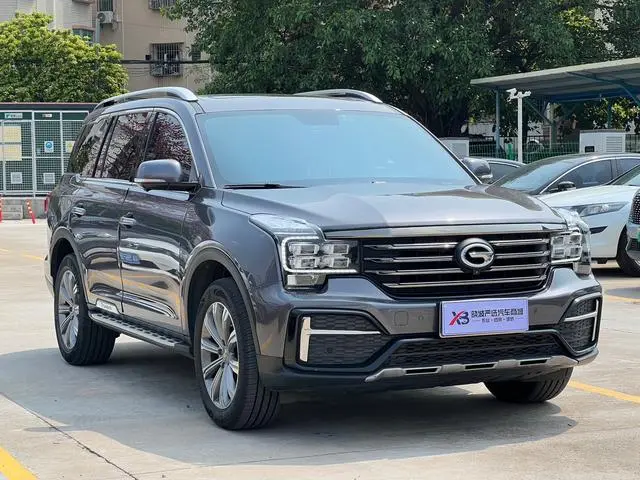 GAC Trumpchi GS8 390T two-wheel drive Luxury Zhilian Commemorative Edition