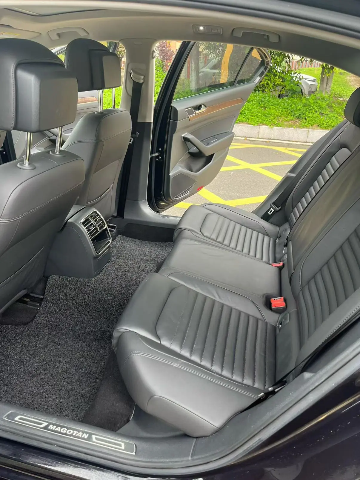Volkswagen Magotan 280TSI DSG leading country V