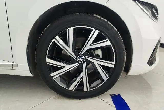 Volkswagen Volkswagen CC 330TSI Dazzling Edition