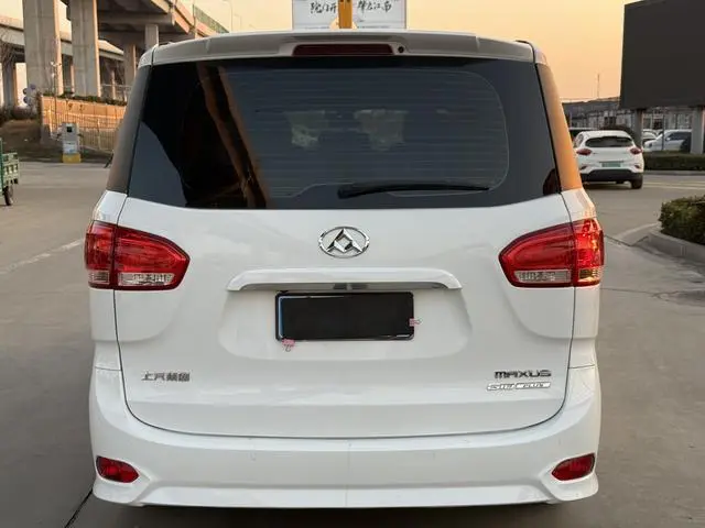 Maxus Chase G10 PLUS 1.9T manual passenger version diesel country V