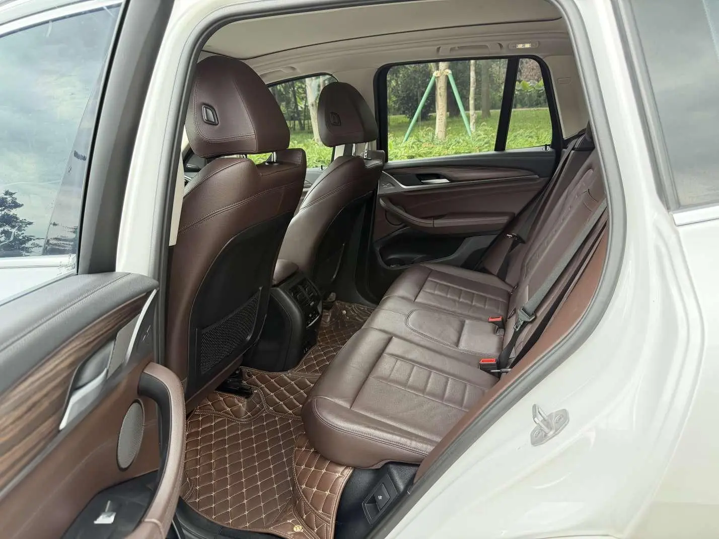 BMW BMW X3 xDrive28i M sports suit
