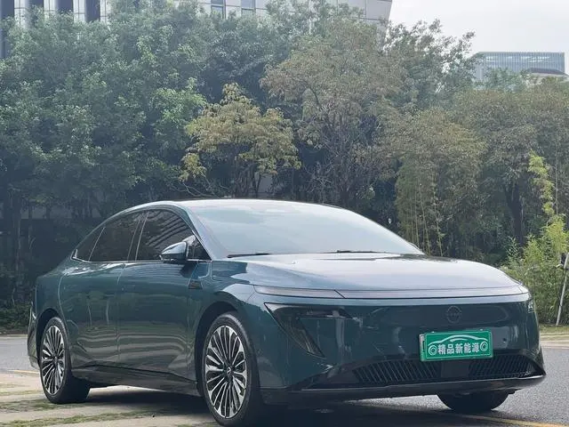 Nissan Nissan N7 625 Max