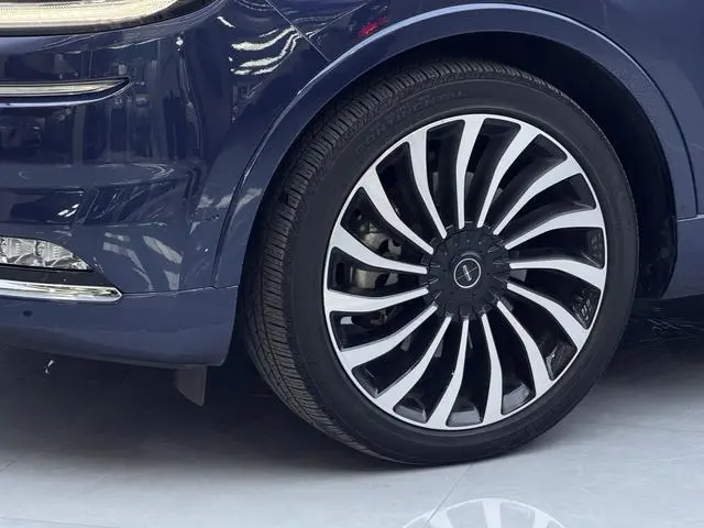 Lincoln Navigator 2.7T four-wheel drive Presidential edition