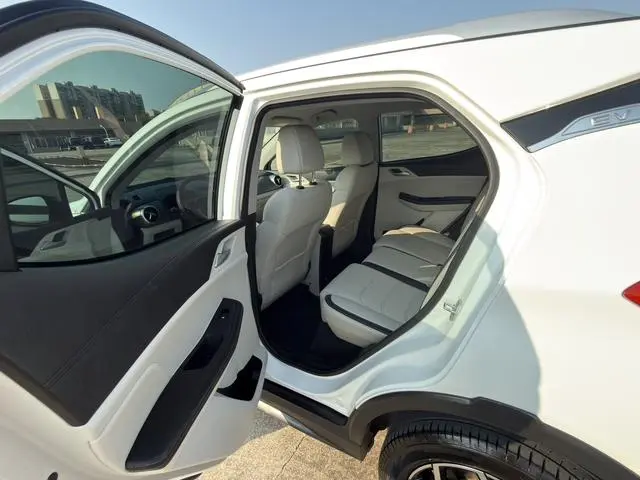 BYD Yuan Pro 401KM luxury