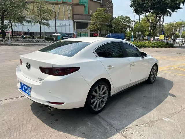 Mazda Mazda 3 Angkesaila 2.0L automatic quality elegant version