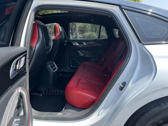Hongqi Hongqi H6 2.0T Zhishang Version