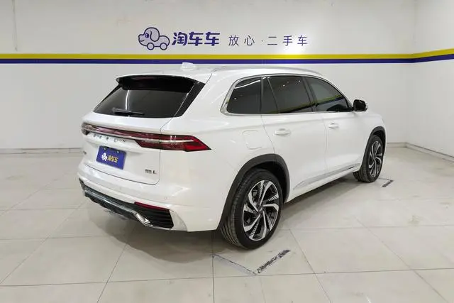 Geely Xingyue L 2.0TD high-power automatic two-wheel drive Skyrim version