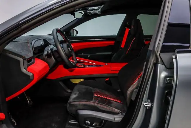 ZEEKR ZEEKR 001 FR 100kWh four-wheel drive