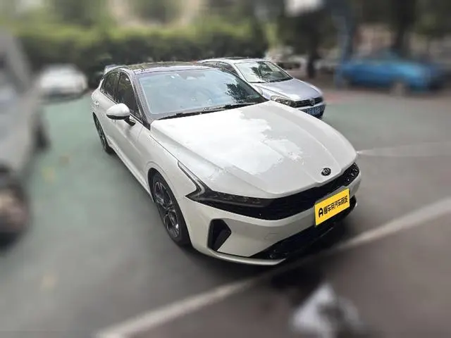Kia Kia K5 270T CVVD Luxury Technology Edition