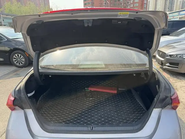 TOYOTA Asian dragon Dual engine 2.5L Deluxe Edition Country VI
