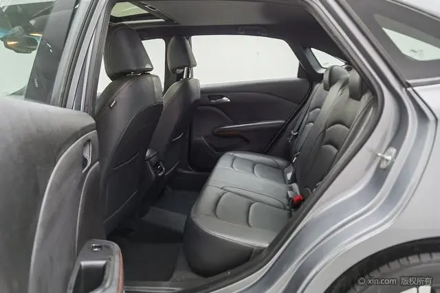 Chevrolet Cruze RS 330T automatic happy Version