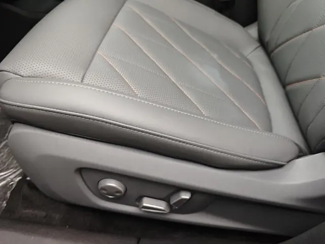 Shenlan Deepal Dark blue S05 520Max pure electric version