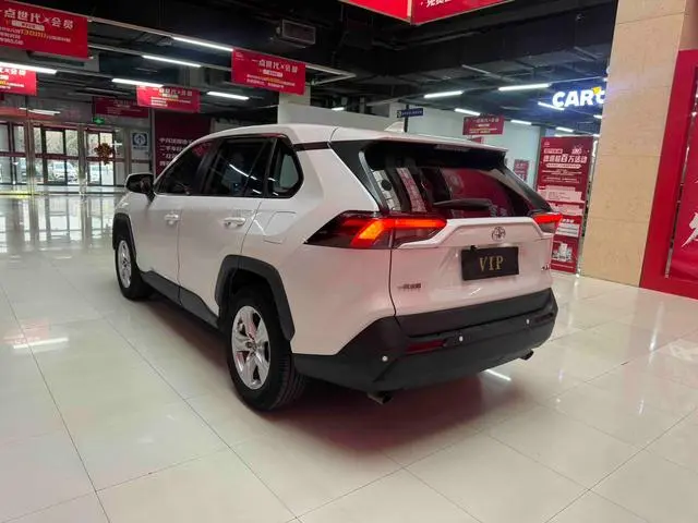 TOYOTA RAV4 Rongfang 2.0L CVT two-wheel drive urban edition