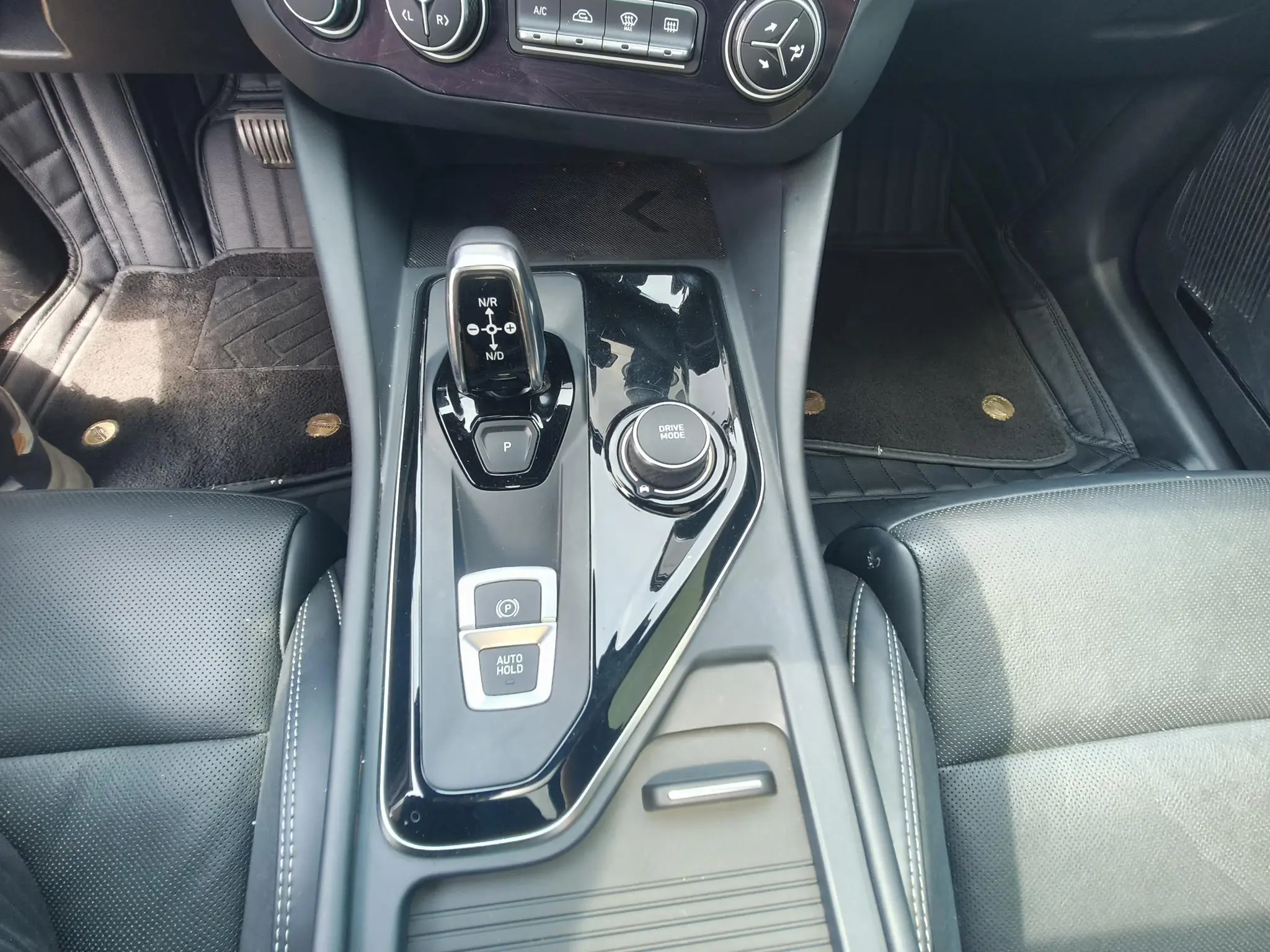 LYNK & CO Lynk 03 2.0TD DCT Jin Plus