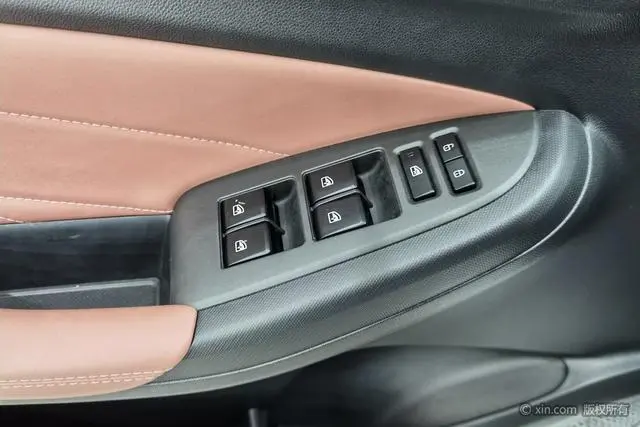 Changan Yidong PLUS 1.4T DCT High Energy Version