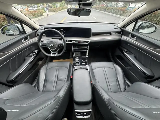 Kia Kia K5 380T GT-Line Premium Technology Edition