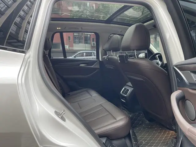 BMW BMW X3 xDrive30i Leading M Yao Ye Set