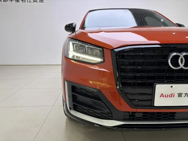 Audi Audi Q2L 35TFSI fashion dynamic country VI