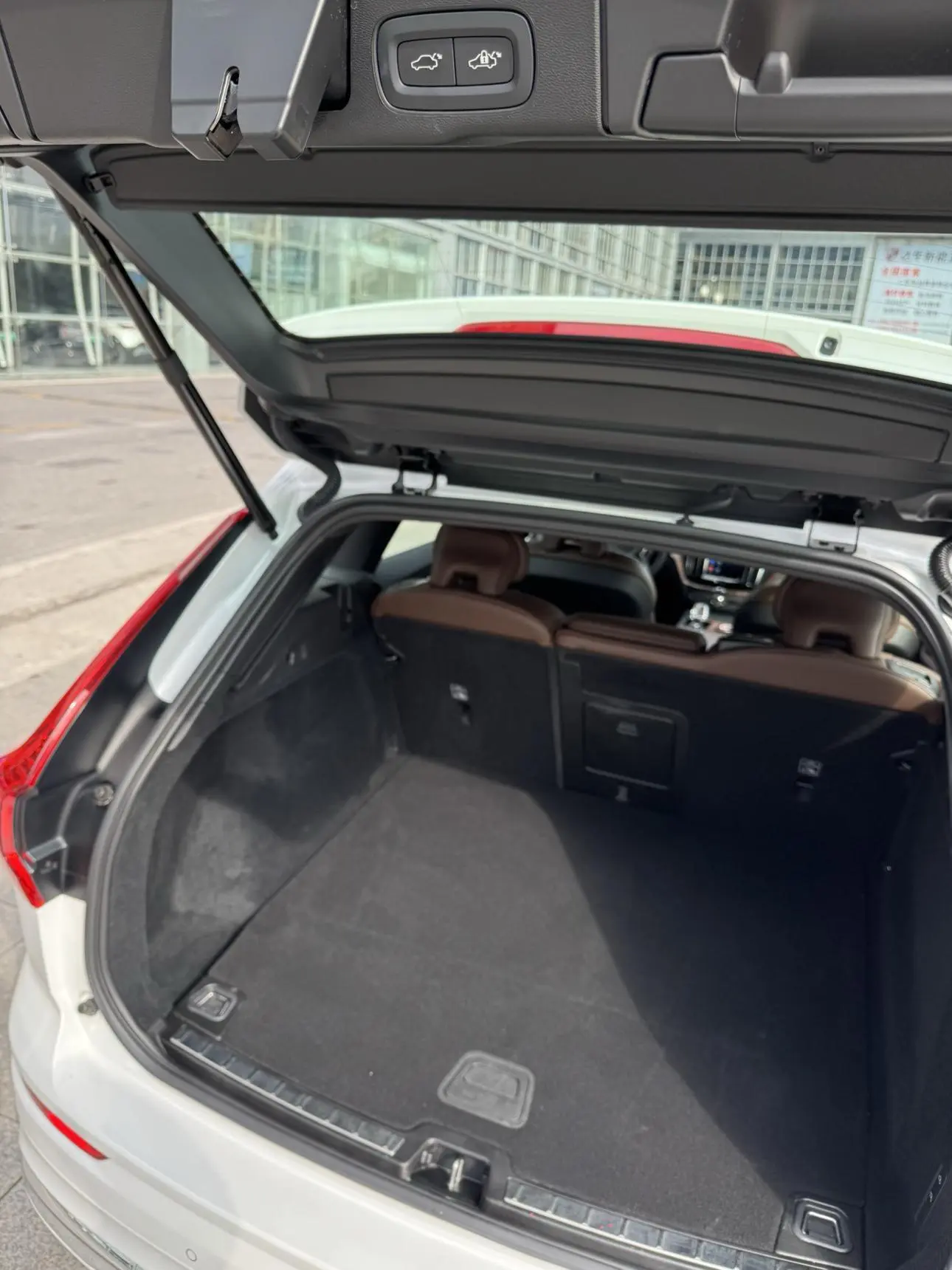 Volvo Volvo XC60 PHEV T8 four-wheel drive long battery life Zhiya Deluxe Edition