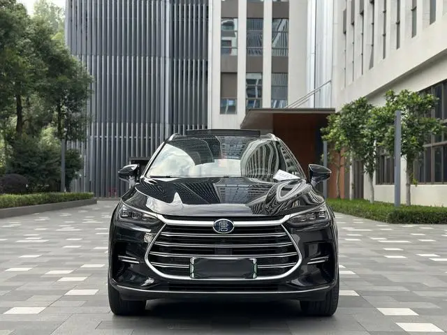 BYD Tang DM DM 2.0T four-wheel drive high-performance version of the Genesis flagship