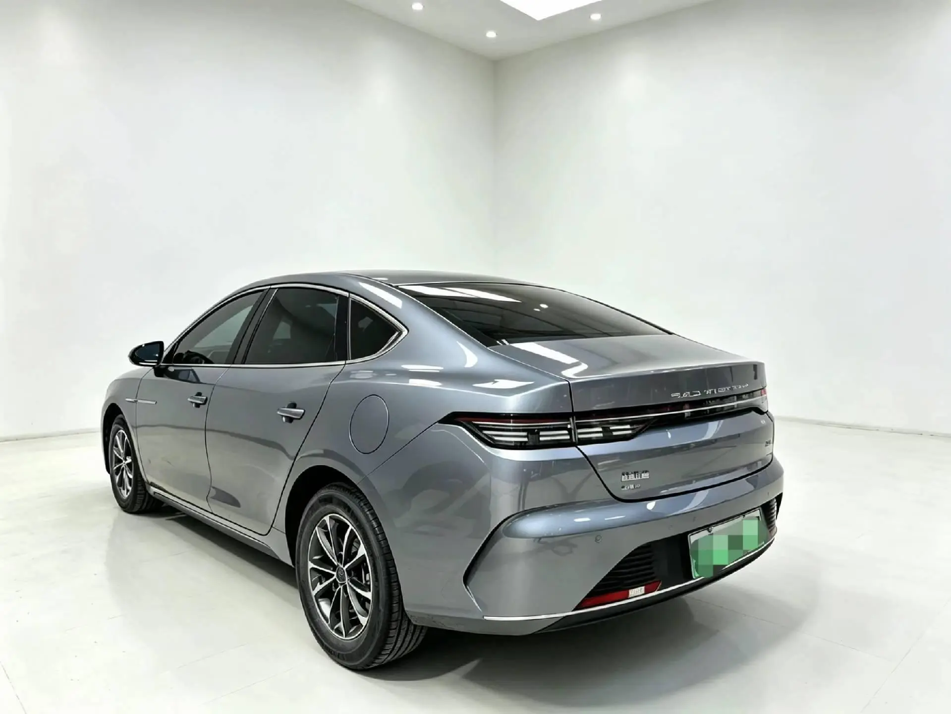 BYD Destroyer 05 DM-i Champion Edition 55KM Luxury