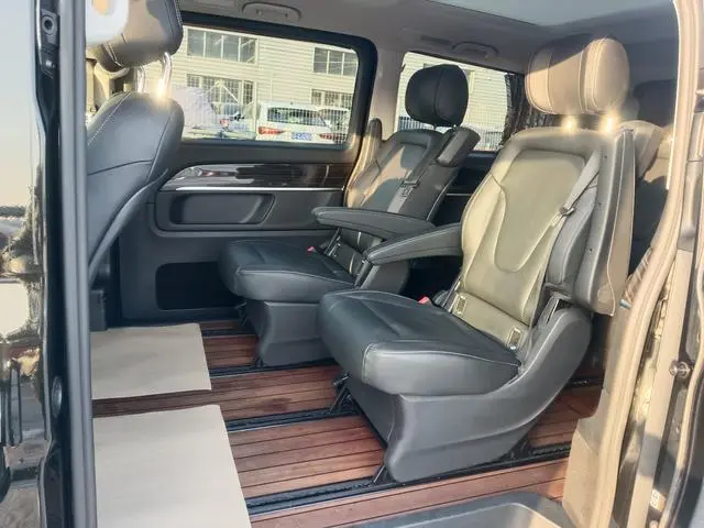 Mercedes-Benz Mercedes-Benz V-class V 260 Pilot Version Country V