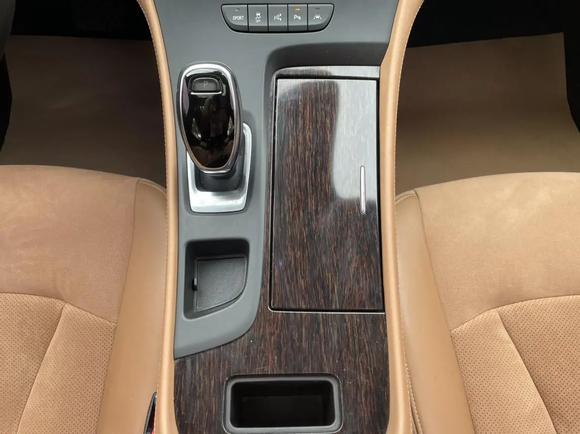 Buick Lacrosse 28T luxury