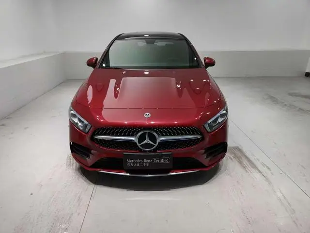 Mercedes-Benz Mercedes-Benz A-class A 200 L sports sedan fashion Version