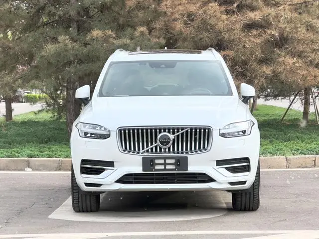 Volvo Volvo XC90 PHEV E-drive hybrid T8 Zhizun Deluxe Edition 7 Seats