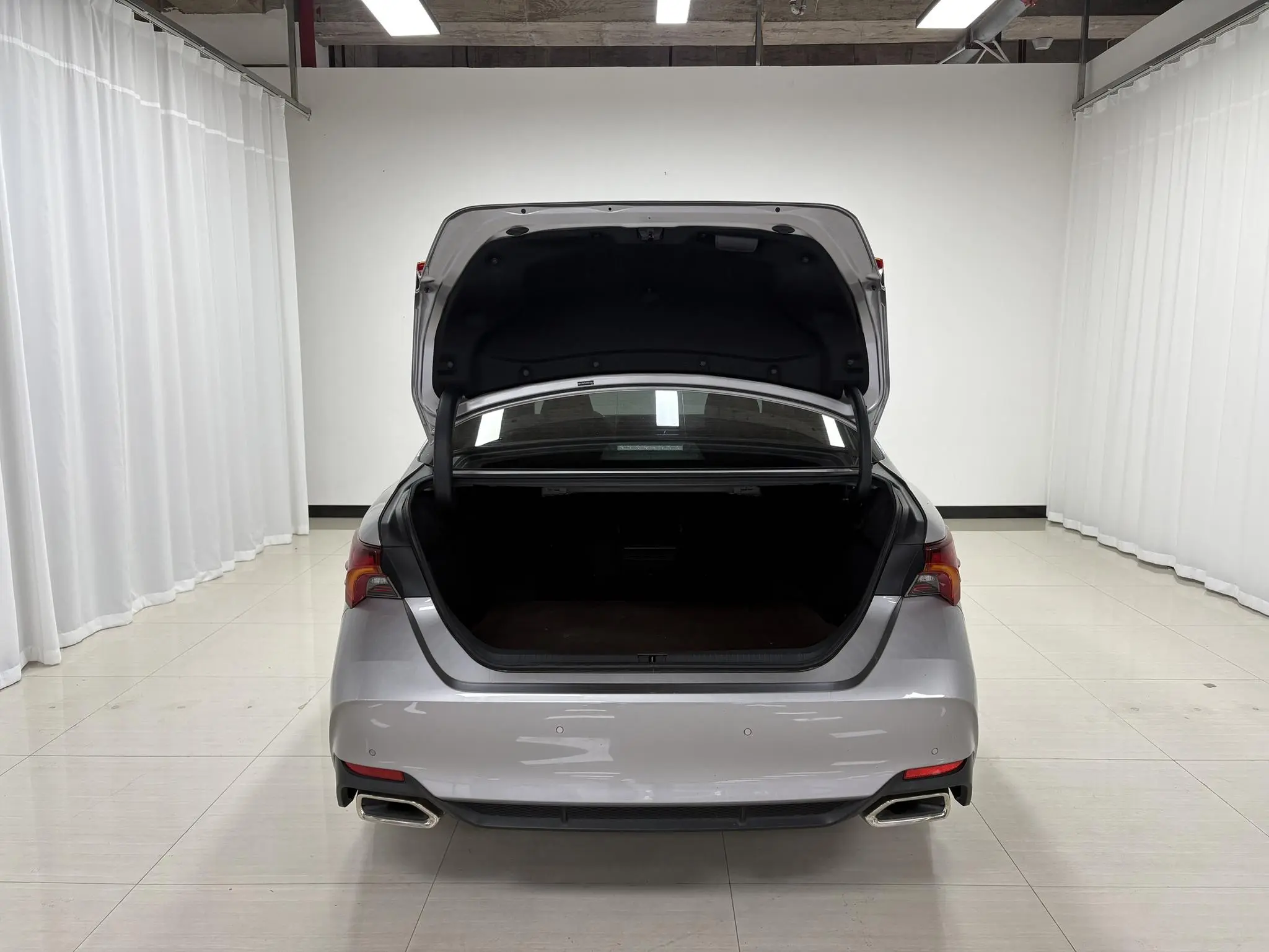 TOYOTA Asian dragon 2.0L Enterprising version Country VI