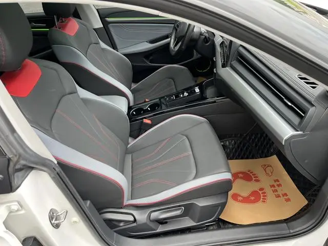 Volkswagen Lingdu Lingdu L 280TSI DSG Dazzling Spicy Version