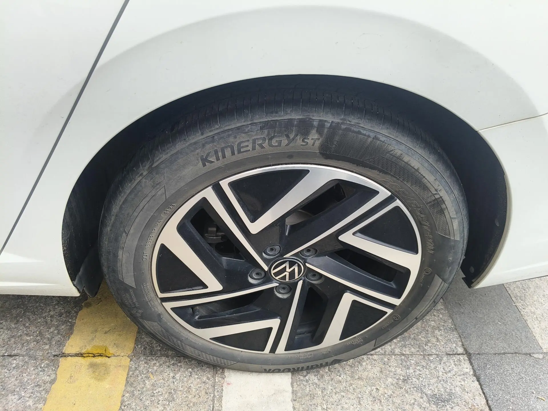 Volkswagen Sagitar 300TSI DSG Beyond Edition