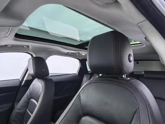 Jaguar Jaguar F-PACE 2.0T two-wheel drive Urban Exclusive Edition