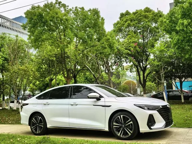 Chery Fulwin Arrizo 8 High-energy version 2.0T DCT Jin
