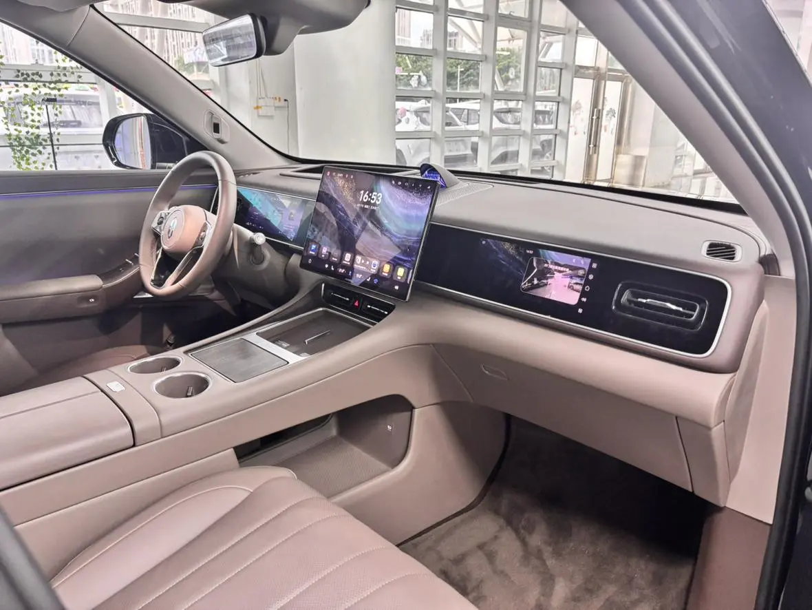 AITO Ask the world M7 Extended range Ultra five-seater four-wheel drive version