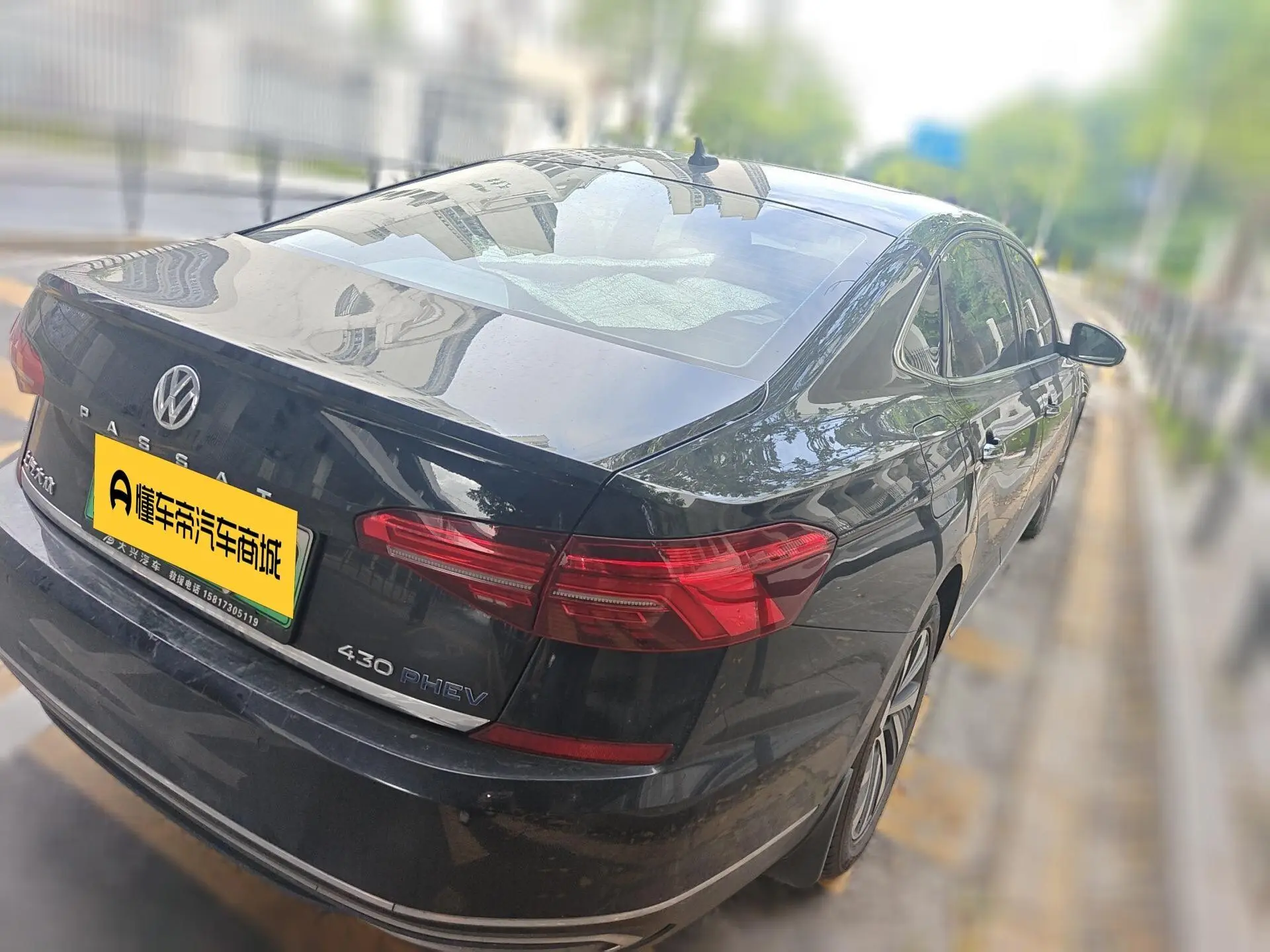 Volkswagen Passat PHEV 430PHEV Hybrid Deluxe Edition