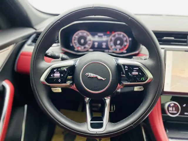 Jaguar Jaguar F-PACE P250 R-Dynamic SE