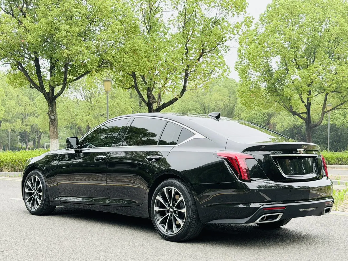 Cadillac Cadillac CT5 28T premium type
