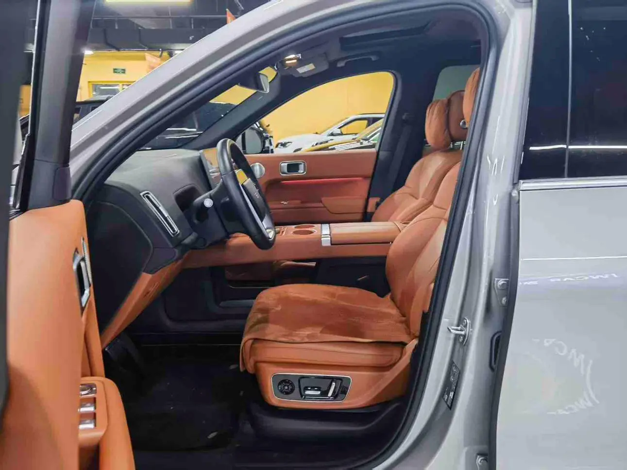 Li Auto Ideal L8 Pro version