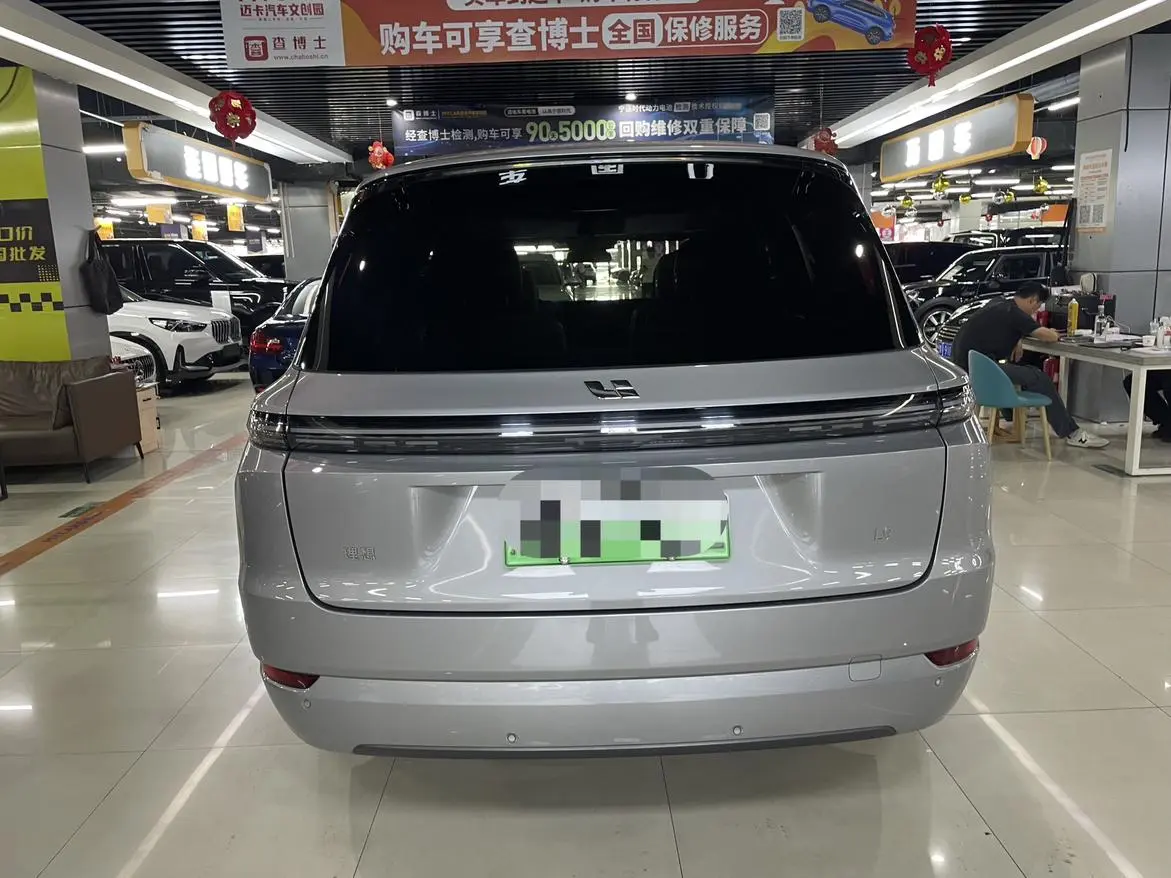 Li Auto Ideal L9 Max version