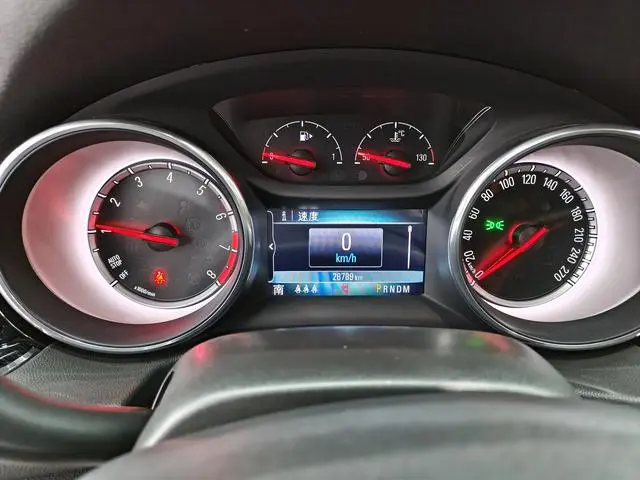 Buick Regal 20T Elite Country VI