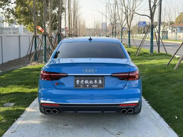 Audi Audi S4 3.0TFSI