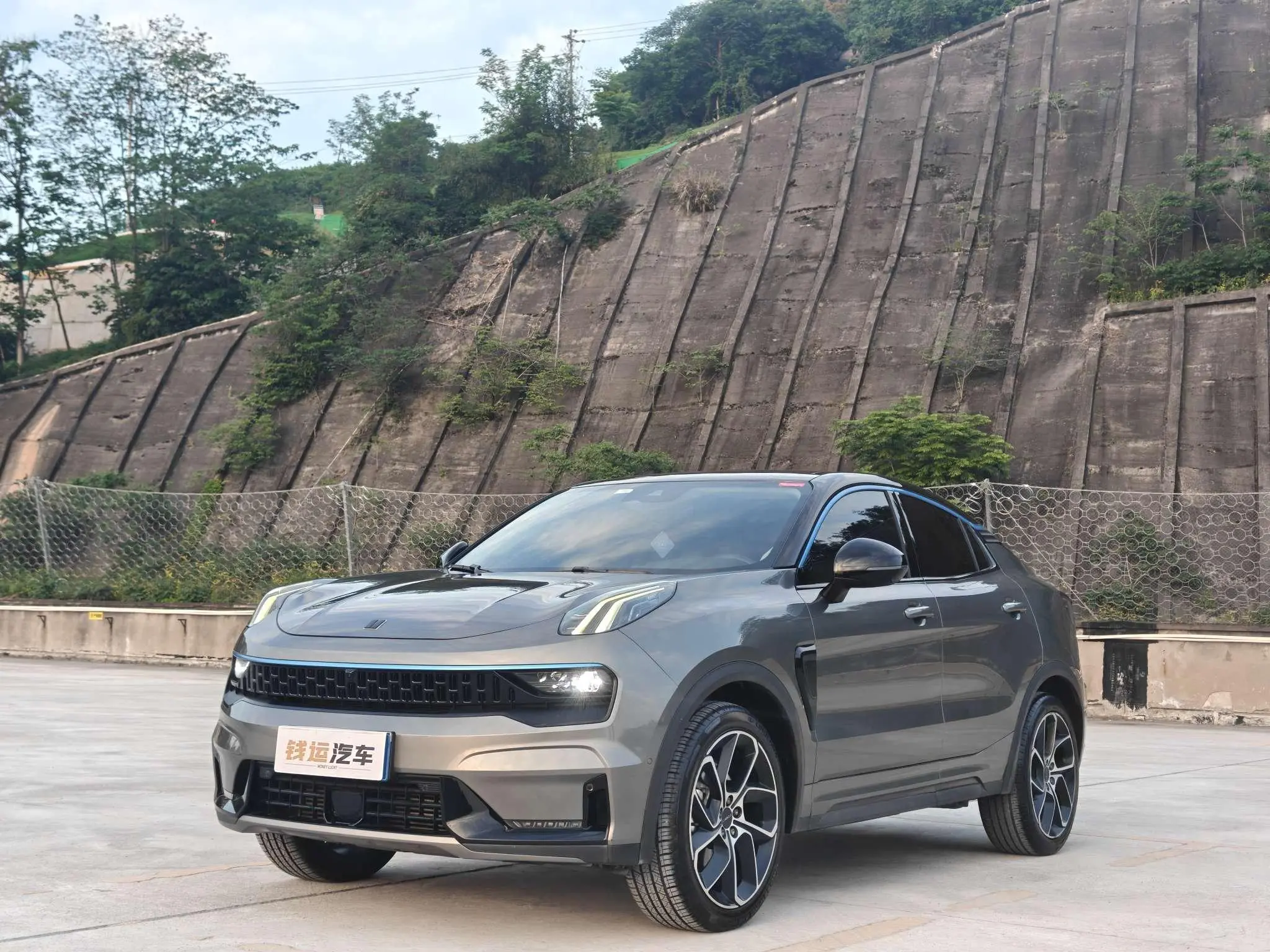 LYNK & CO Lynk 05 2.0TD two-wheel drive Halo