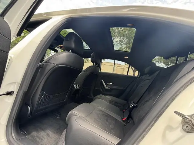 Mercedes-Benz Mercedes-Benz A-class A 200 L sports sedan