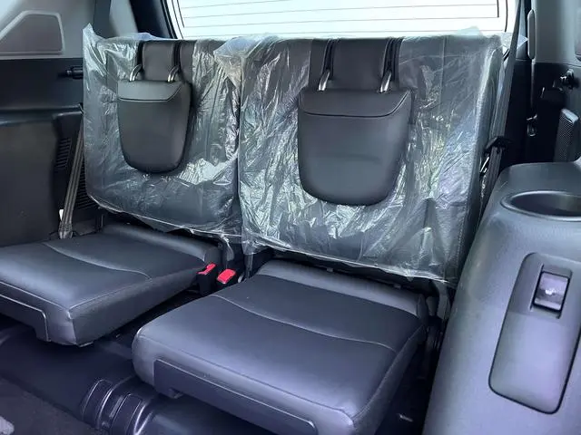 TOYOTA Prado 3.5L automatic VX NAVI