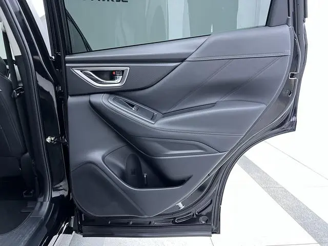 Subaru FORESTER Forester 2.0i Deluxe Edition EyeSight