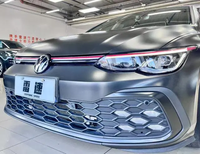 Volkswagen Golf GTI 380TSI DSG GTI